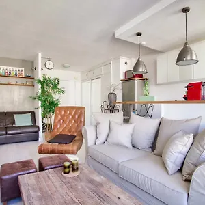 Apartament Luxurious Republique Pierre Leve Free Netflix, Paryż
