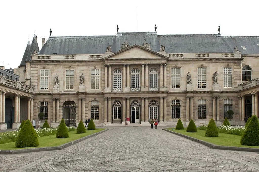 Temple Apartments Paryż Francja