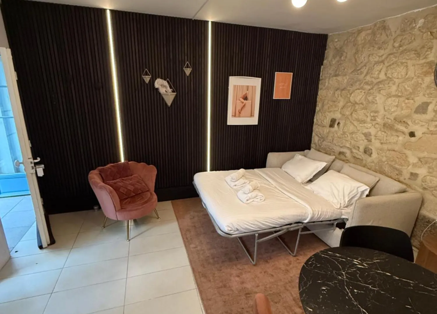 Temple Apartments Paris